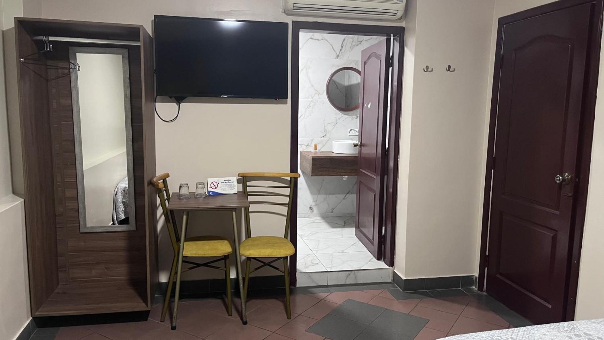 גוויאקיל Hotel Varadero Internacional מראה חיצוני תמונה