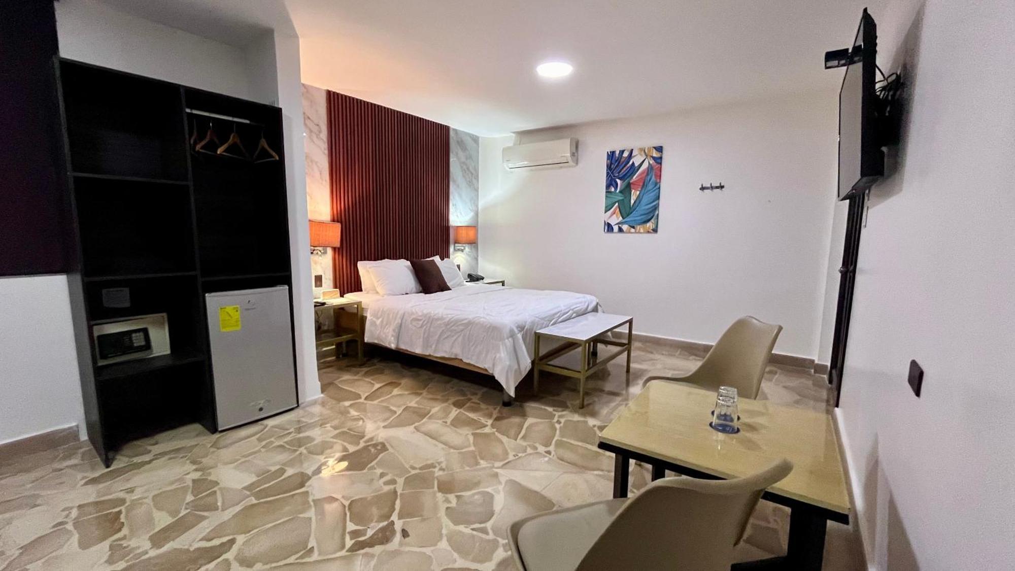 גוויאקיל Hotel Varadero Internacional מראה חיצוני תמונה