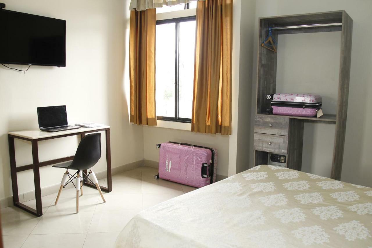 גוויאקיל Hotel Varadero Internacional מראה חיצוני תמונה