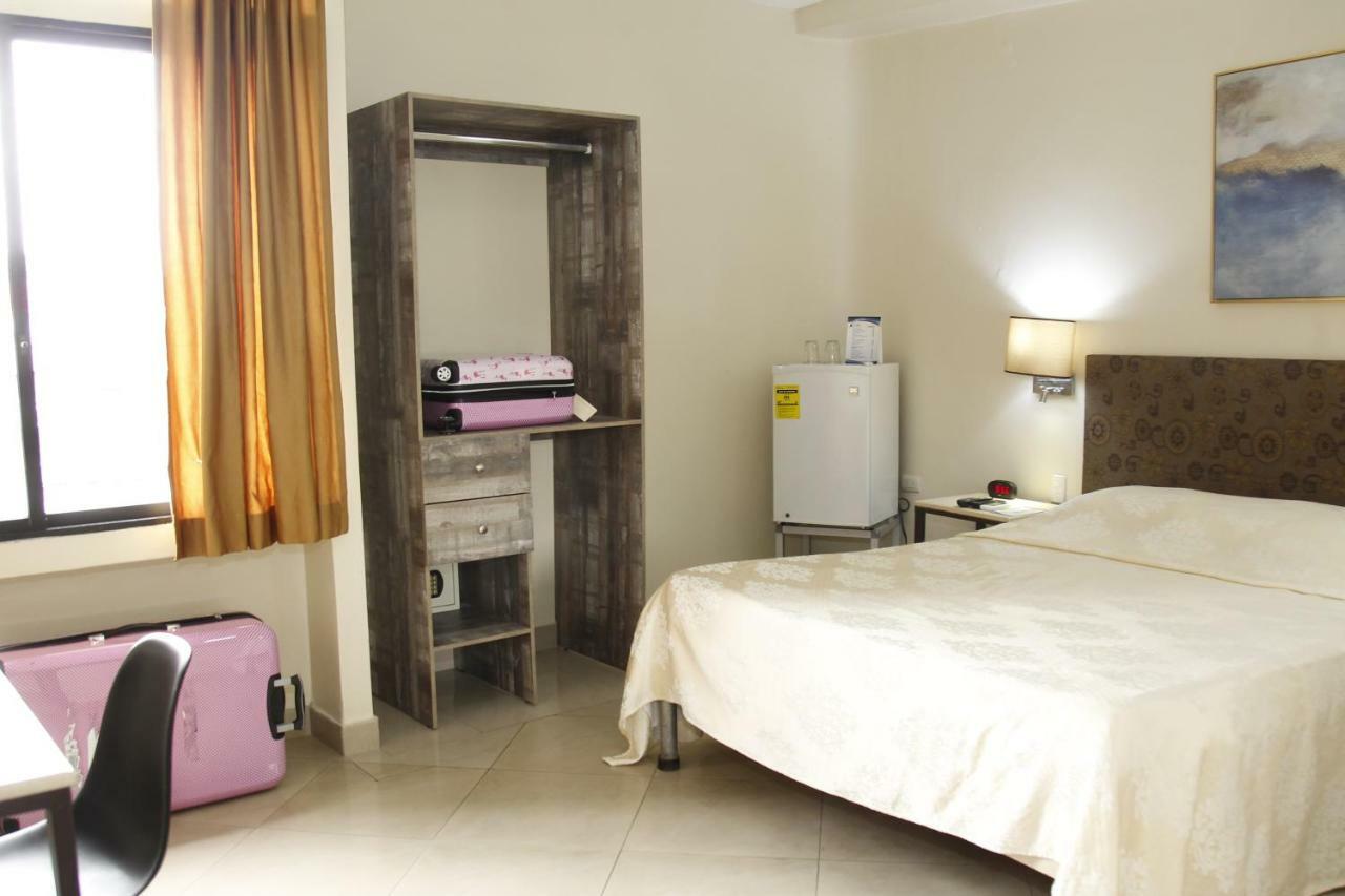 גוויאקיל Hotel Varadero Internacional מראה חיצוני תמונה